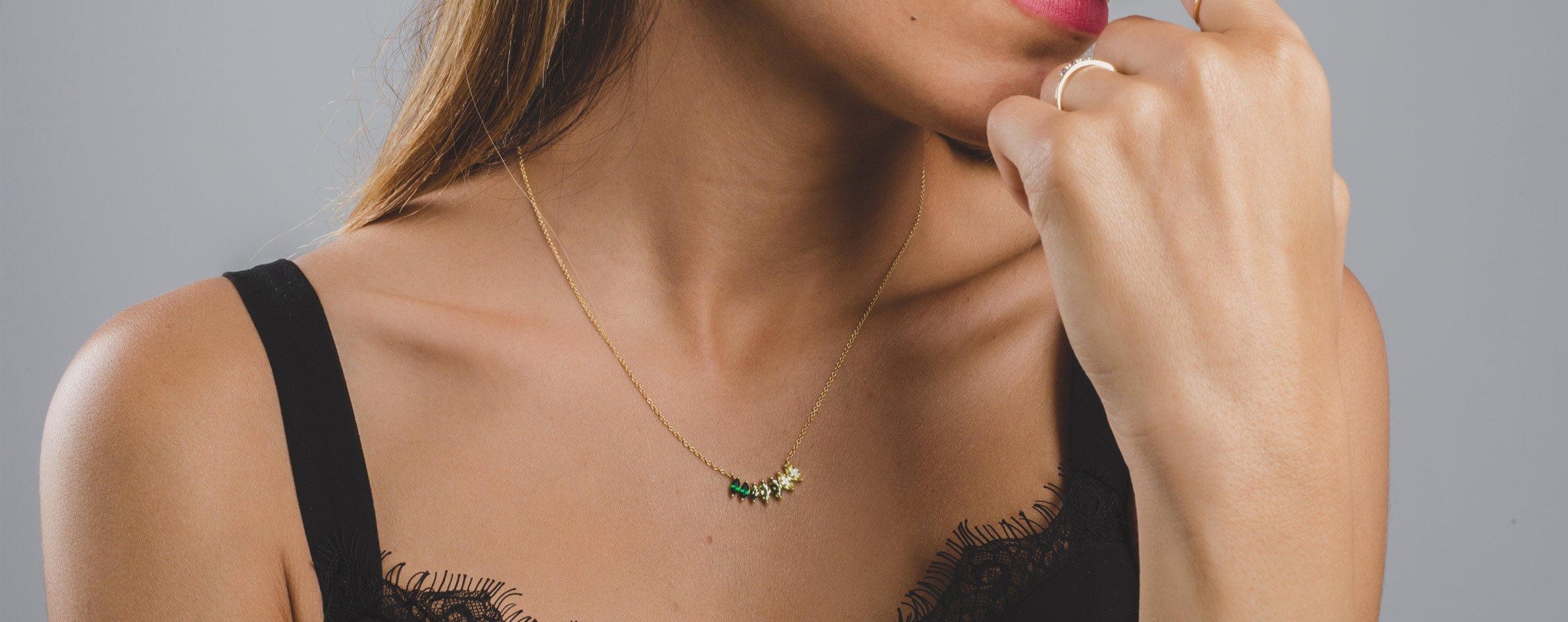COLLARES