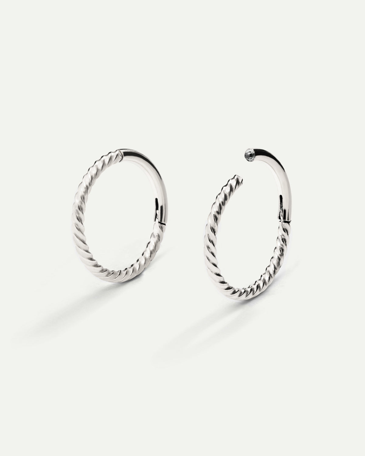 PIERCING LOOP XL TWIST SILVER