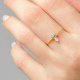 Anillo Adriana Silver en mano
