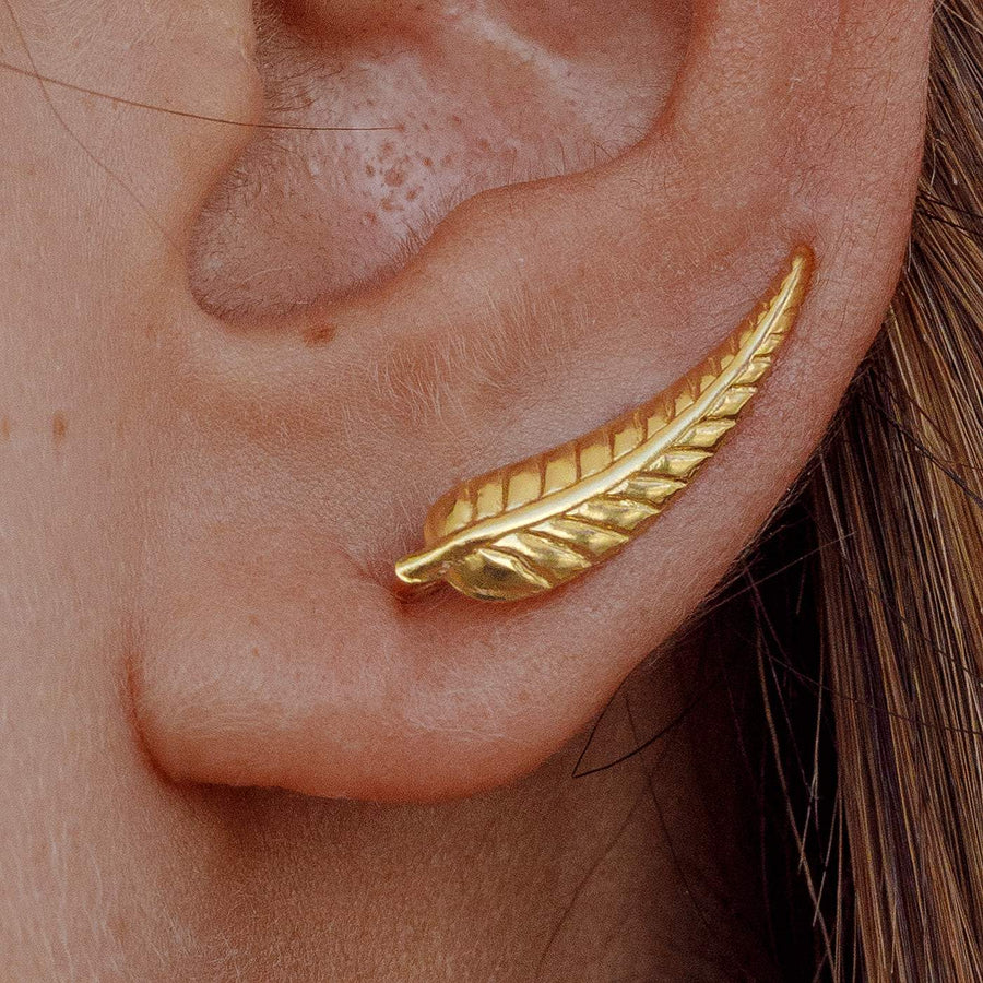 Oreja con pendiente Soft Gold