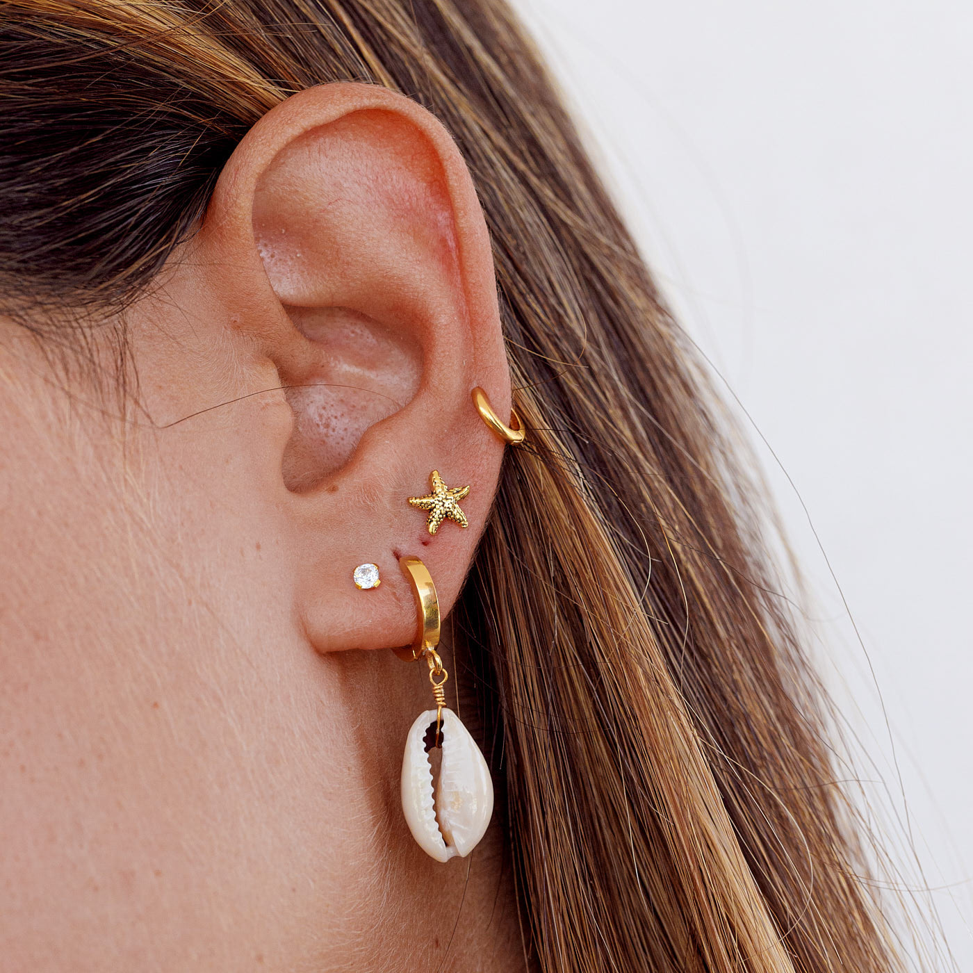 HOKU GOLD EARRINGS