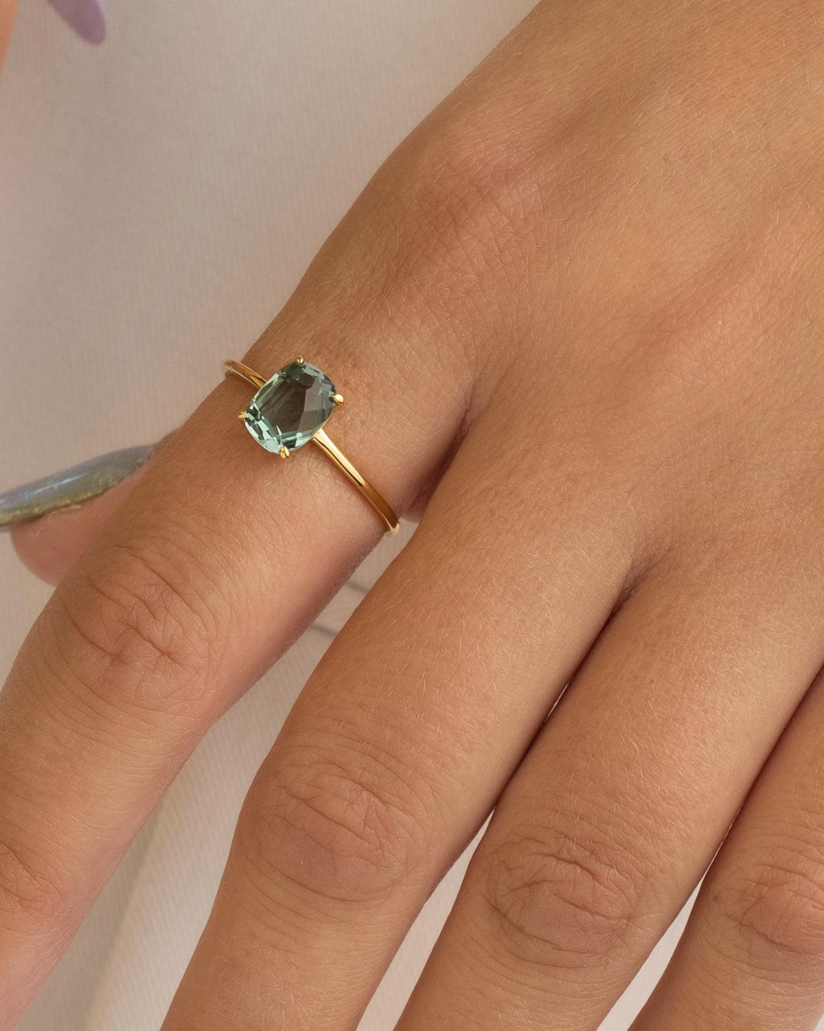 BAGUE VERTE EN ARGENT DE BEATRIZ